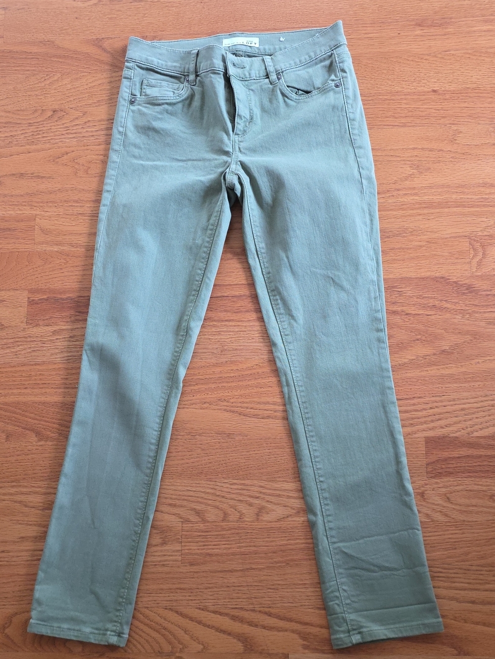 LOFT Skinny Jeans in Sage Green